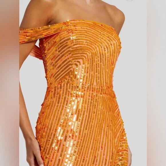 NWT Mac Duggal One Shoulder Mesh Sequin Gown w/Slit in Orange Crush Size 6 - Picture 2 of 8